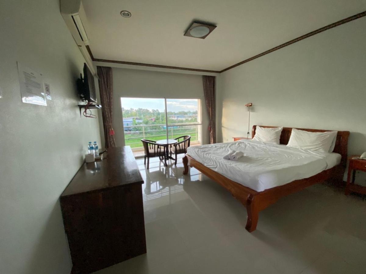 Mayuree Resort ウドーンターニー エクステリア 写真