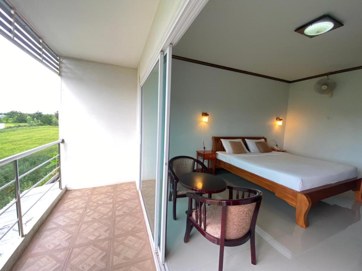 Mayuree Resort ウドーンターニー エクステリア 写真