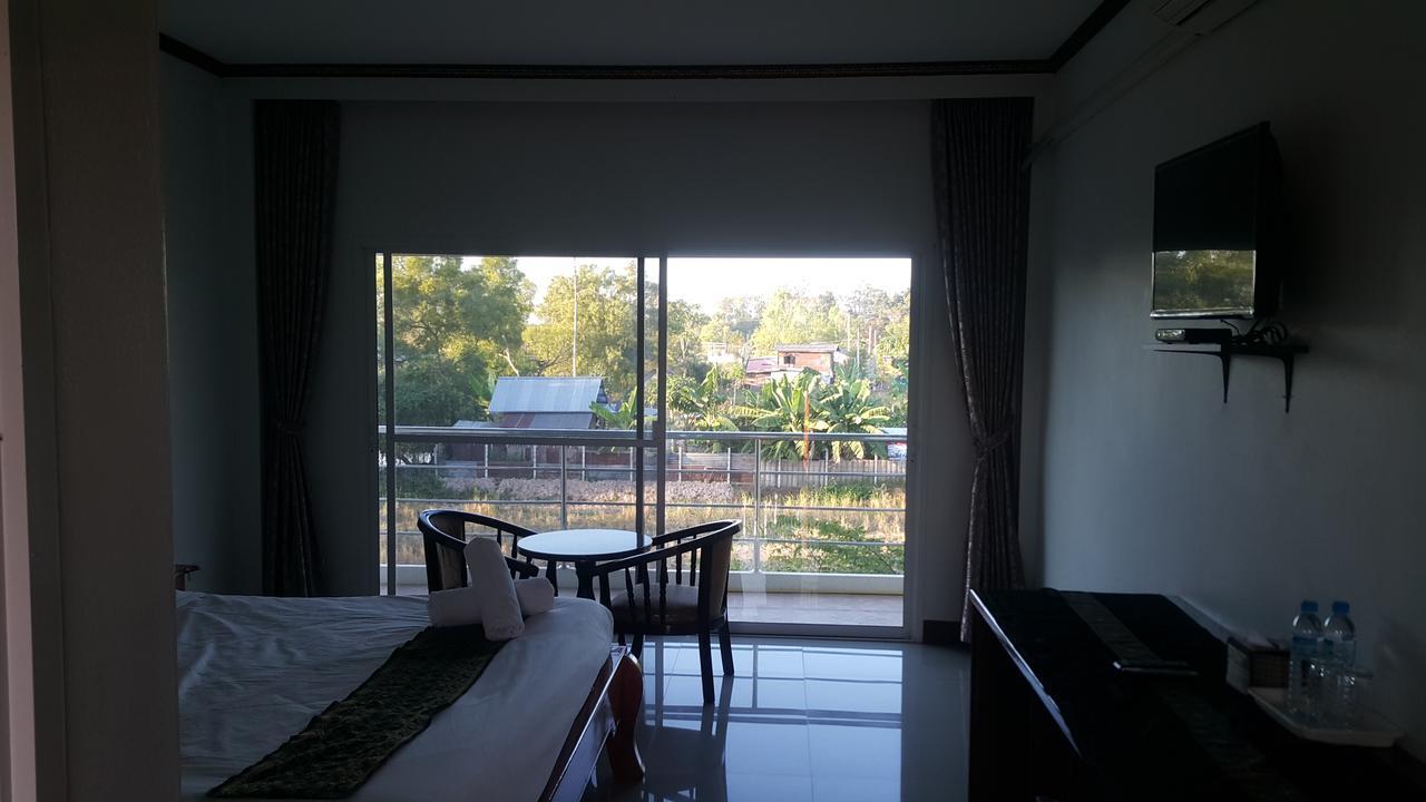 Mayuree Resort ウドーンターニー エクステリア 写真